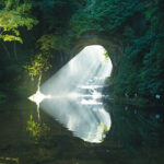 【君津市】3月と9月のお彼岸の早朝にはハートの光が差し込む 濃溝の滝・亀岩の洞窟